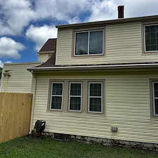 Vinyl-Siding-Revived-in-El-Dorado-KS-Algae-Gone 7
